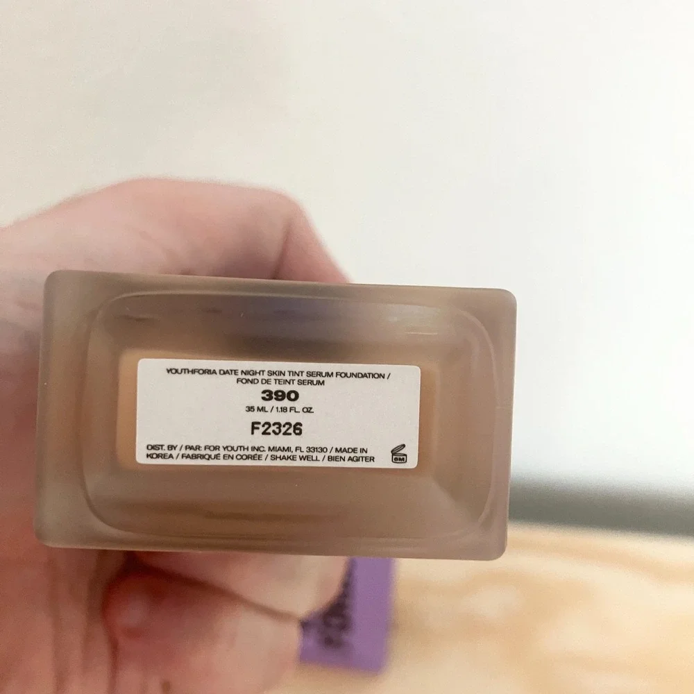 Youth Foria Date Night Skin Tinted Serum Foundation Shade‎ 390 Medium Deep